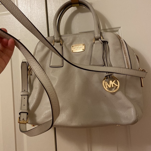 White/ ivory Michael Kors Bag - Picture 7 of 8